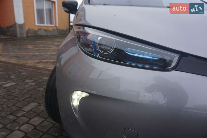 Хэтчбек Renault Zoe 2015 в Самборе