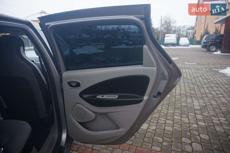 Хэтчбек Renault Zoe 2015 в Самборе