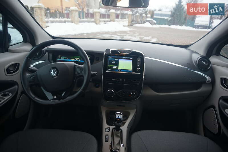 Хэтчбек Renault Zoe 2015 в Самборе