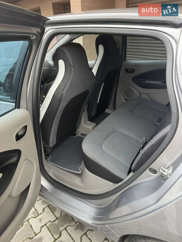 Хетчбек Renault Zoe 2015 в Хмельницькому фото 12 Хетчбек Renault Zoe 2015 в Хмельницькому