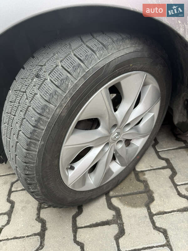 Хетчбек Renault Zoe 2015 в Хмельницькому фото 17 Хетчбек Renault Zoe 2015 в Хмельницькому