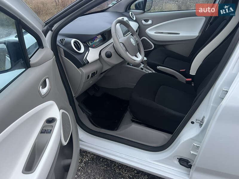 Хетчбек Renault Zoe 2016 в Києві фото 14 Хетчбек Renault Zoe 2016 в Києві