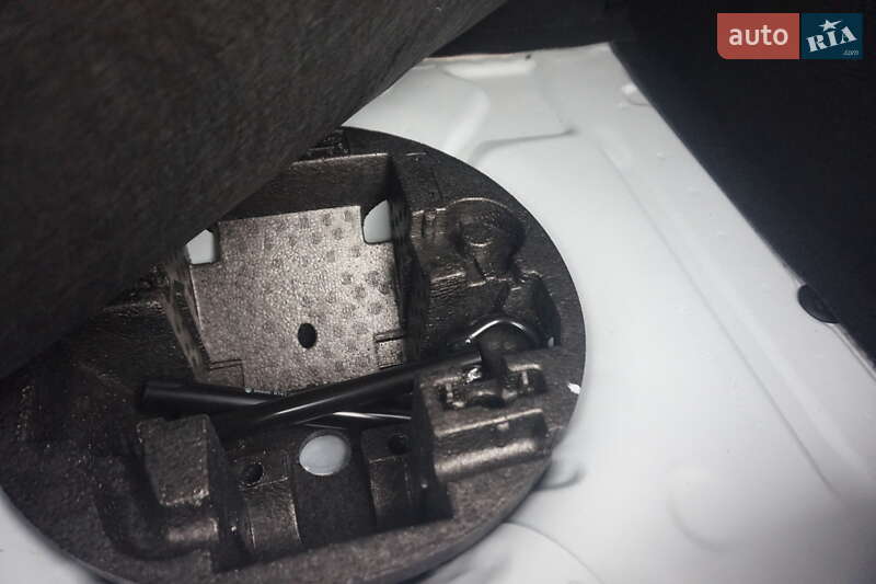 Хэтчбек Renault Zoe 2018 в Самборе