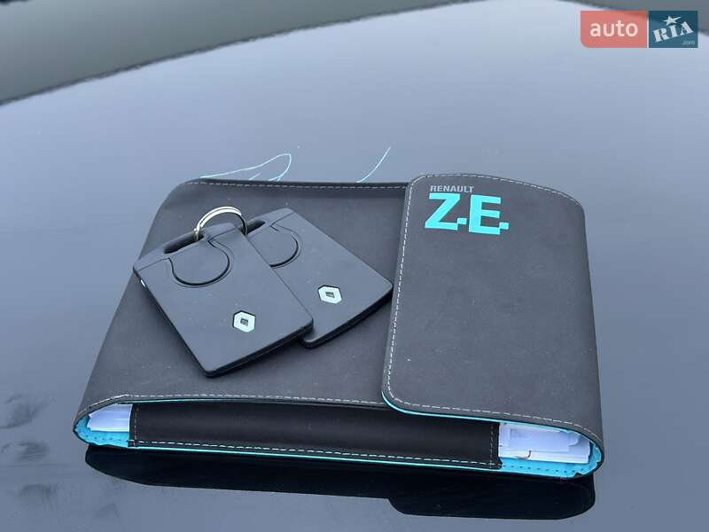 Хэтчбек Renault Zoe 2015 в Луцке