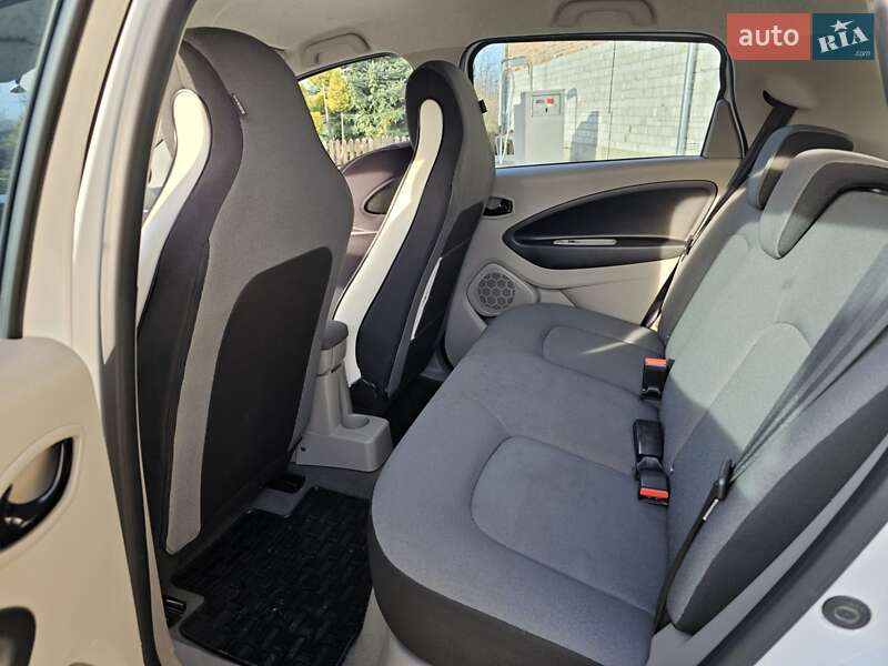 Хетчбек Renault Zoe 2015 в Новому Розділі
