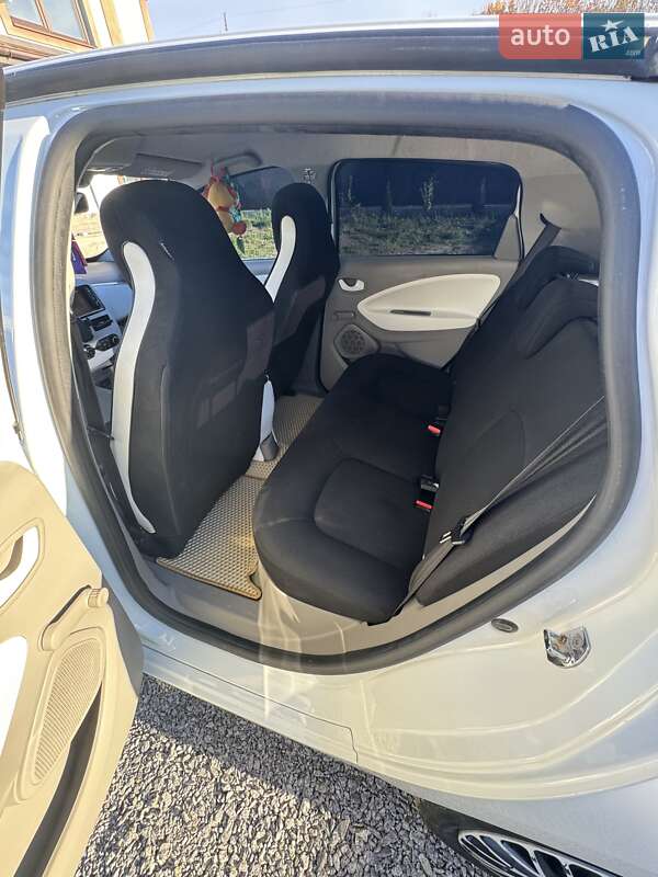 Хэтчбек Renault Zoe 2014 в Виннице
