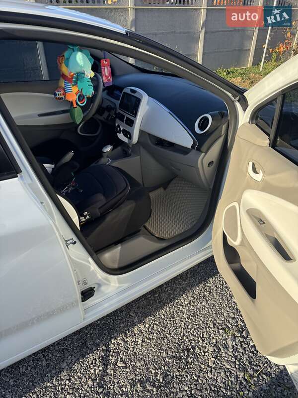Хэтчбек Renault Zoe 2014 в Виннице