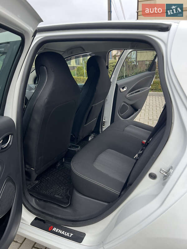 Хетчбек Renault Zoe 2017 в Золочеві
