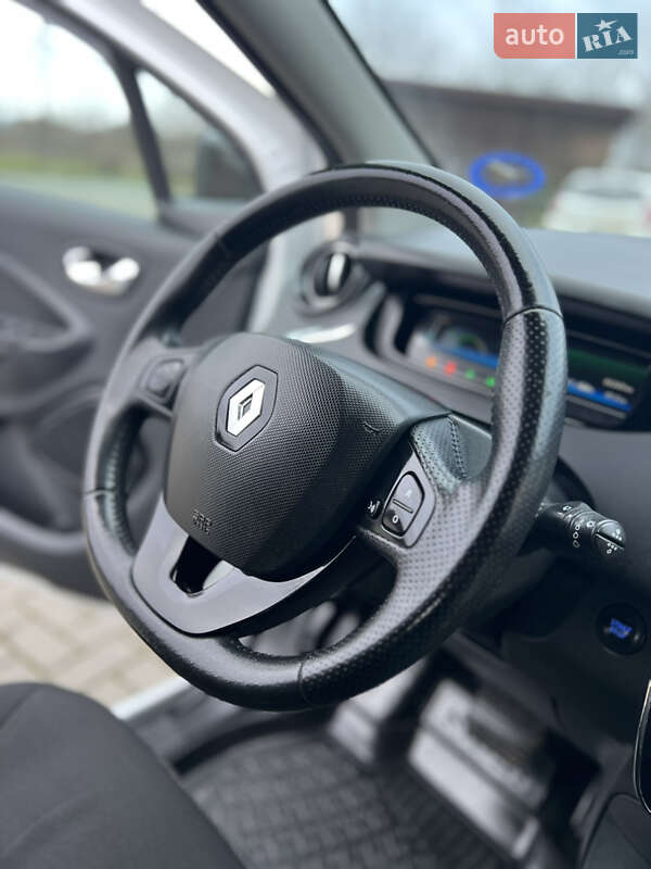 Хетчбек Renault Zoe 2017 в Золочеві