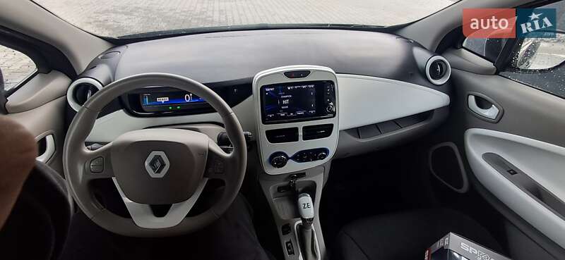 Хэтчбек Renault Zoe 2018 в Млинове