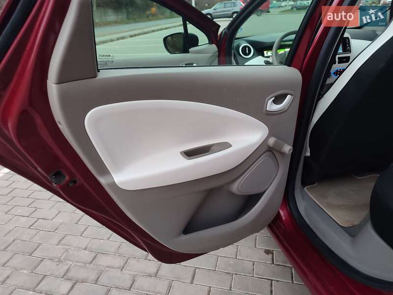 Хетчбек Renault Zoe 2017 в Львові фото 58 Хетчбек Renault Zoe 2017 в Львові