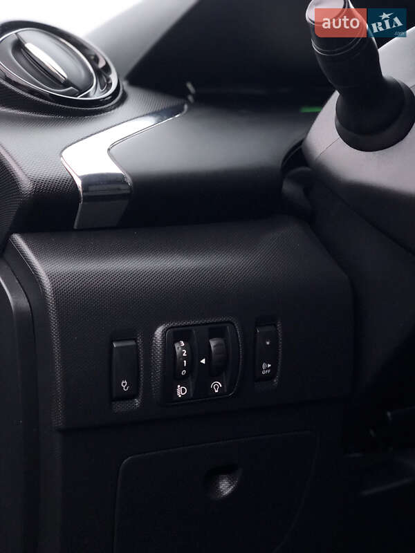 Хэтчбек Renault Zoe 2017 в Ровно фото 41 Хэтчбек Renault Zoe 2017 в Ровно