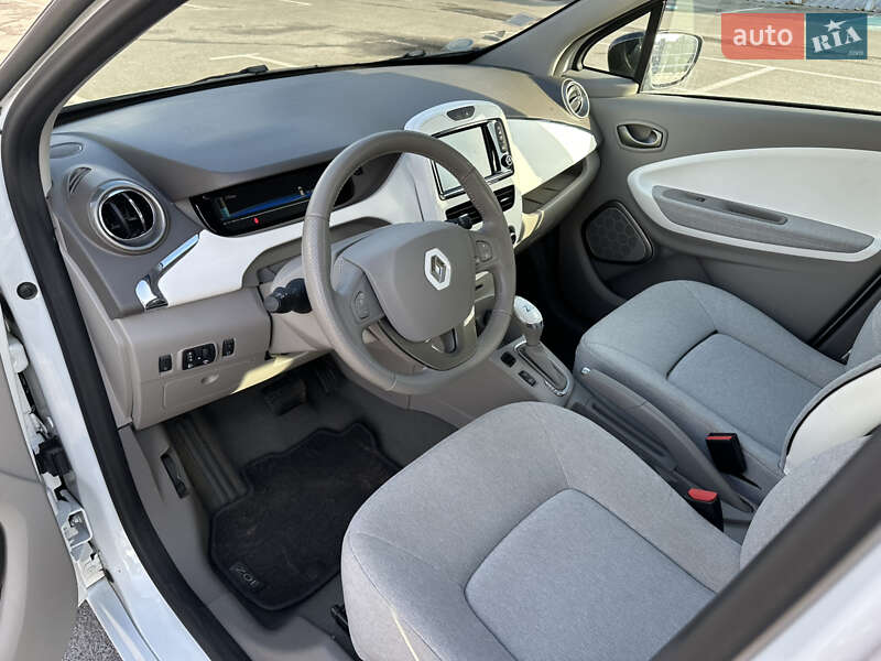 Хэтчбек Renault Zoe 2019 в Киеве фото 14 Хэтчбек Renault Zoe 2019 в Киеве