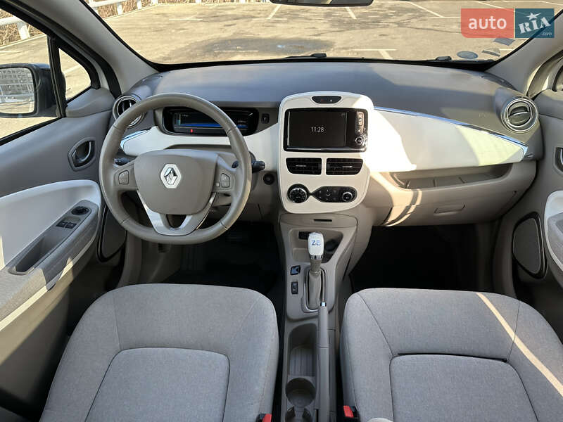 Хэтчбек Renault Zoe 2019 в Киеве фото 11 Хэтчбек Renault Zoe 2019 в Киеве