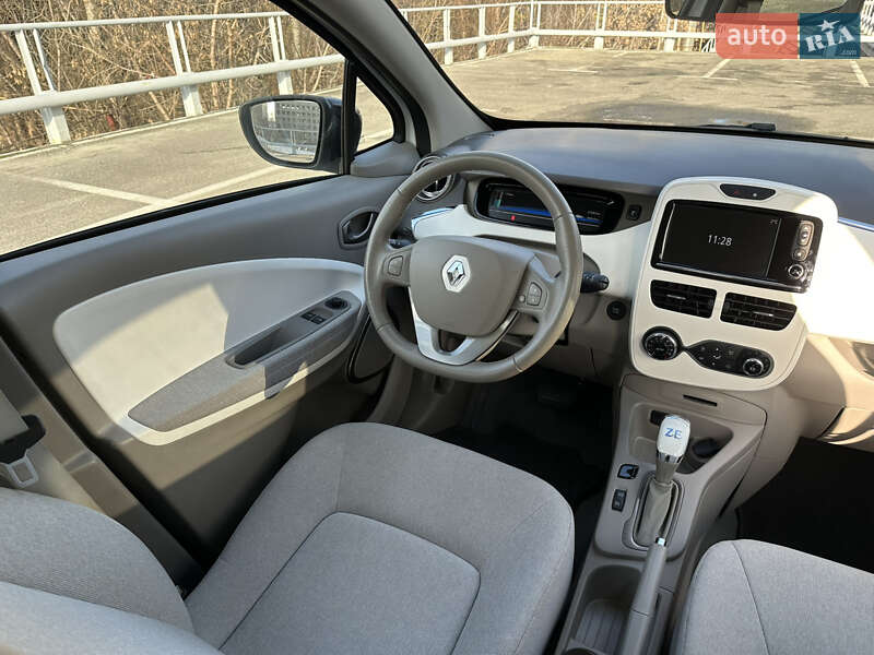 Хэтчбек Renault Zoe 2019 в Киеве фото 10 Хэтчбек Renault Zoe 2019 в Киеве