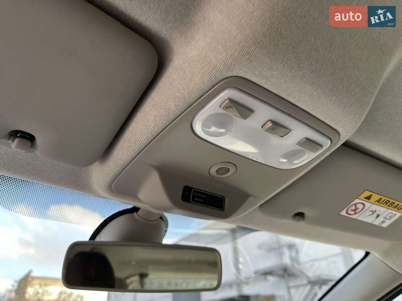 Хэтчбек Renault Zoe 2019 в Киеве фото 25 Хэтчбек Renault Zoe 2019 в Киеве