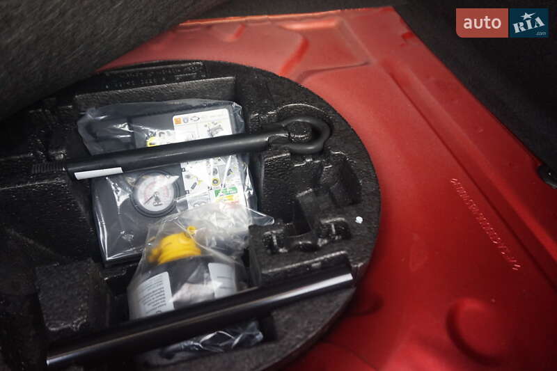 Хэтчбек Renault Zoe 2020 в Самборе фото 51 Хэтчбек Renault Zoe 2020 в Самборе