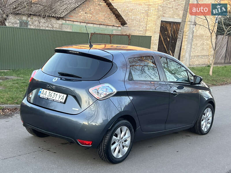 Хэтчбек Renault Zoe 2017 в Киеве