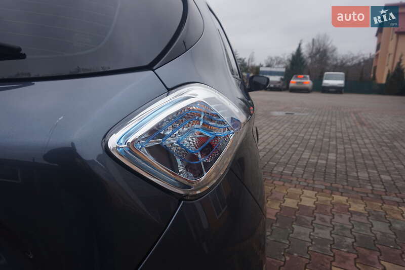 Хэтчбек Renault Zoe 2017 в Самборе фото 26 Хэтчбек Renault Zoe 2017 в Самборе