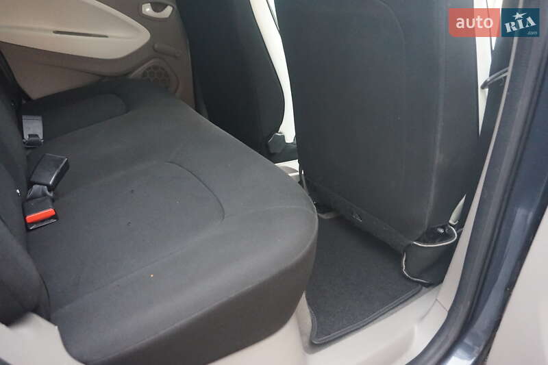 Хэтчбек Renault Zoe 2017 в Самборе фото 44 Хэтчбек Renault Zoe 2017 в Самборе