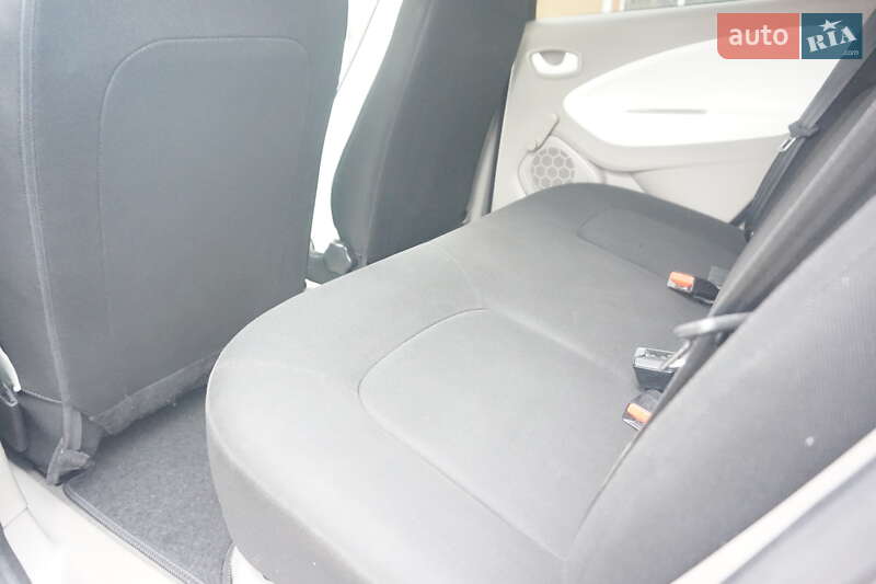 Хэтчбек Renault Zoe 2017 в Самборе фото 47 Хэтчбек Renault Zoe 2017 в Самборе