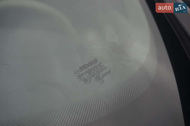 Хэтчбек Renault Zoe 2017 в Самборе фото 62 Хэтчбек Renault Zoe 2017 в Самборе