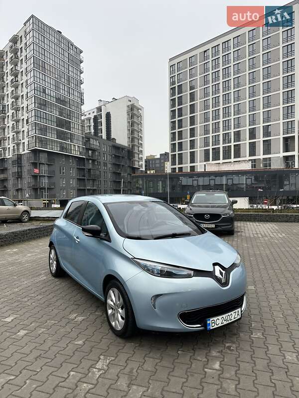 Хэтчбек Renault Zoe 2015 в Львове фото Хэтчбек Renault Zoe 2015 в Львове