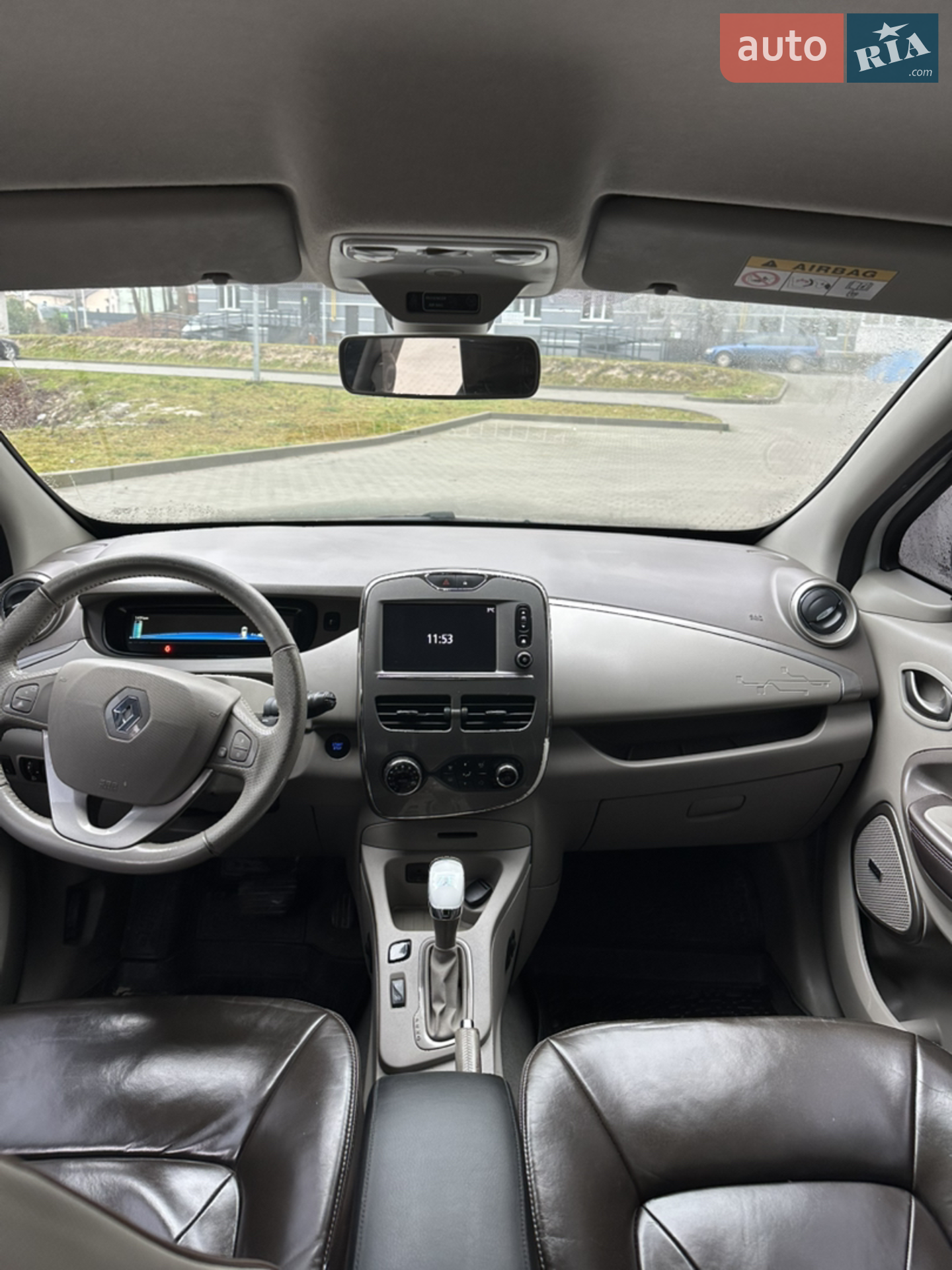 2017 Renault ZOE - мініатюра 15
