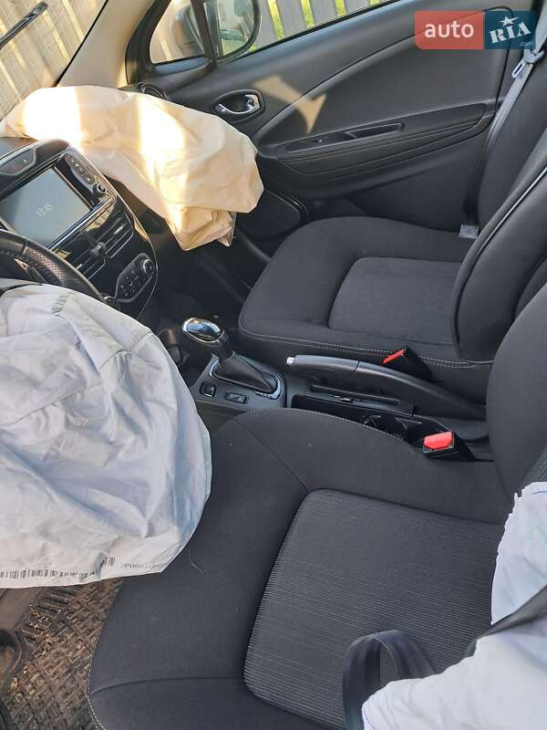 Хэтчбек Renault Zoe 2017 в Луцке фото 14 Хэтчбек Renault Zoe 2017 в Луцке