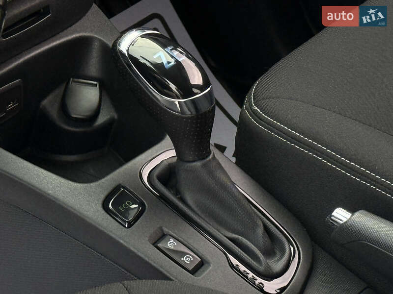 Хэтчбек Renault Zoe 2017 в Дрогобыче