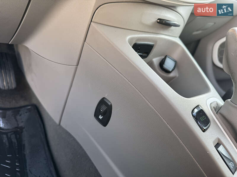 Хетчбек Renault Zoe 2018 в Рівному