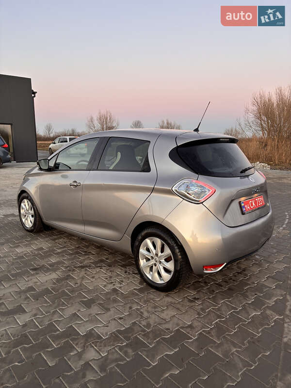 Хэтчбек Renault Zoe 2016 в Львове