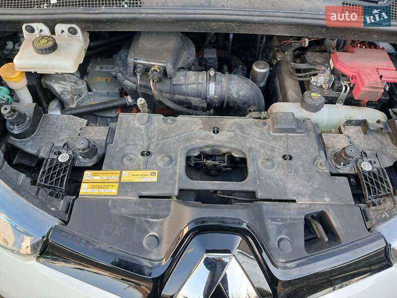 Хетчбек Renault Zoe 2018 в Ходореві