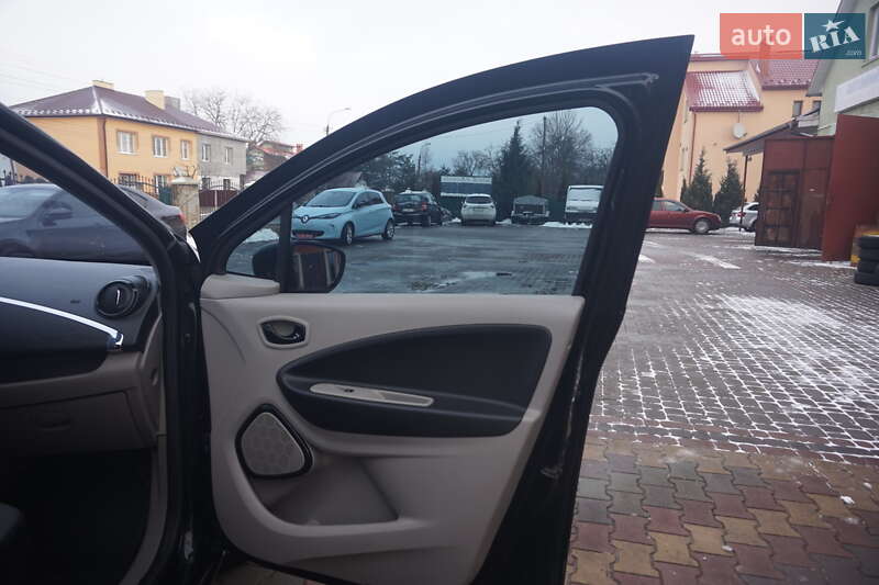 Хэтчбек Renault Zoe 2015 в Самборе фото 37 Хэтчбек Renault Zoe 2015 в Самборе