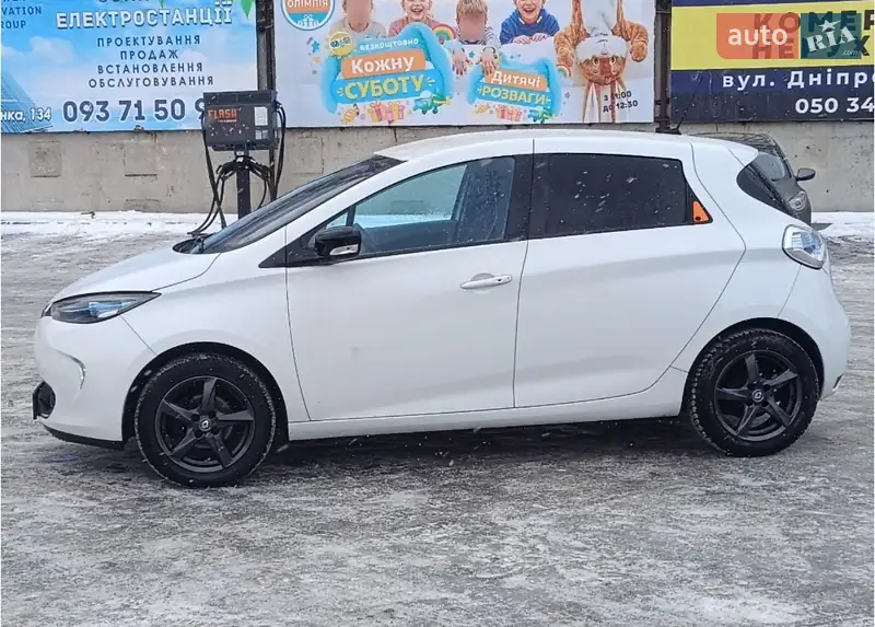 Renault Zoe 2015 VIN VF1AGVYA052165757 фото оголошення 6 з 33