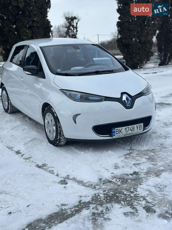 Хэтчбек Renault Zoe 2013 в Дубно