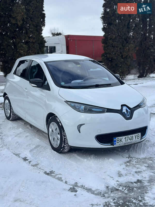 Хэтчбек Renault Zoe 2013 в Дубно