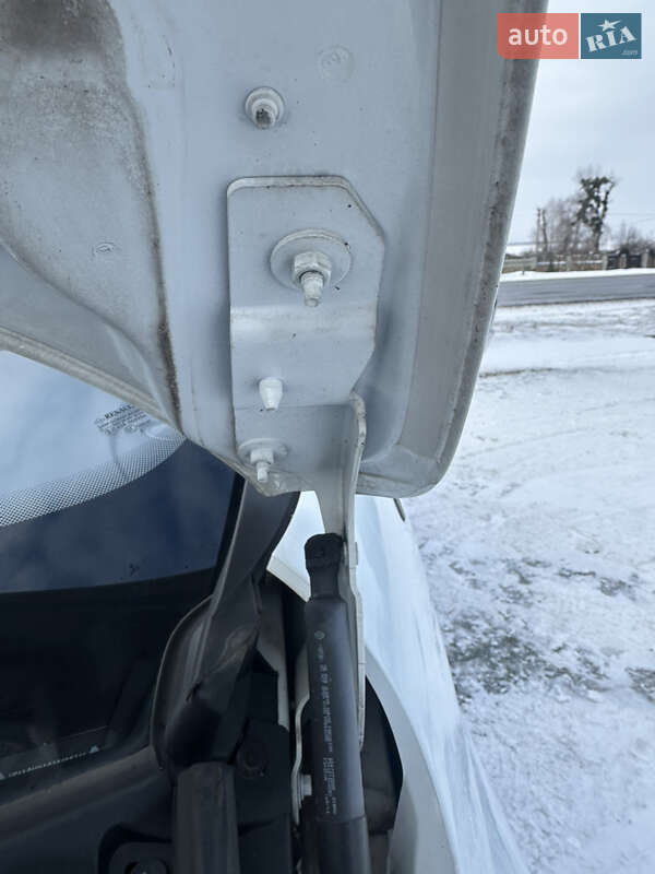 Хэтчбек Renault Zoe 2013 в Дубно