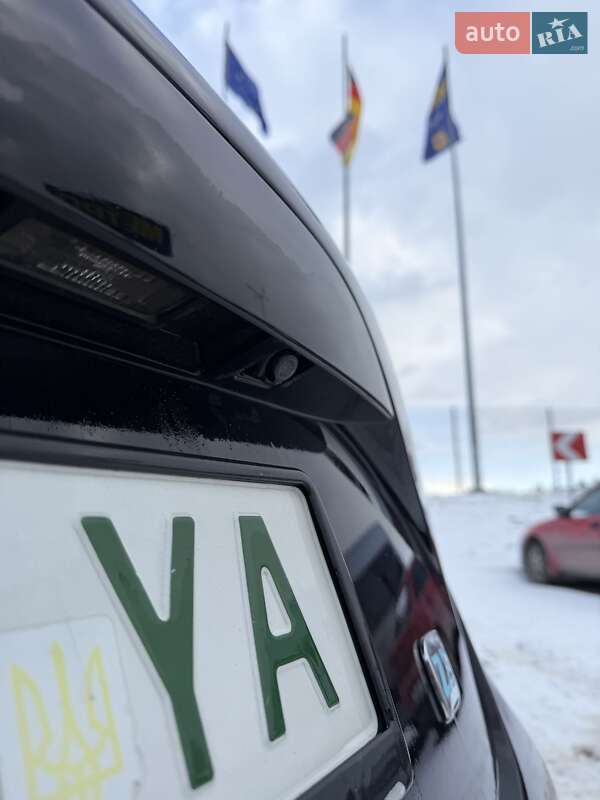 Хетчбек Renault Zoe 2015 в Львові