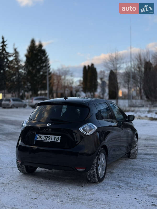 Хетчбек Renault Zoe 2014 в Дубні