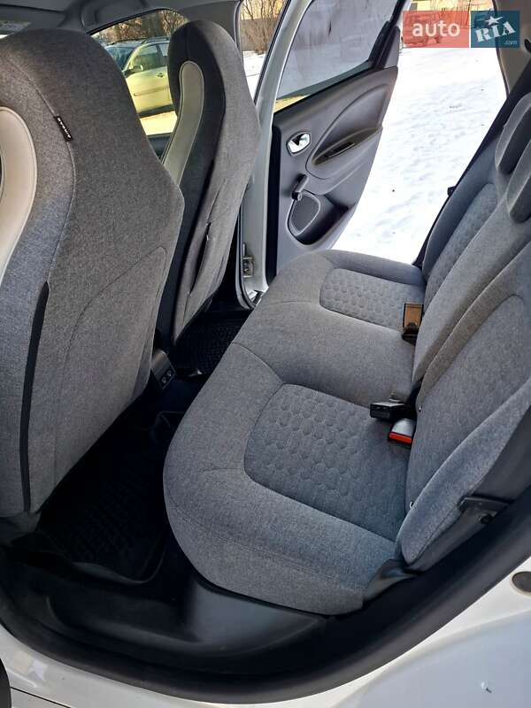 Хетчбек Renault Zoe 2020 в Звягелі