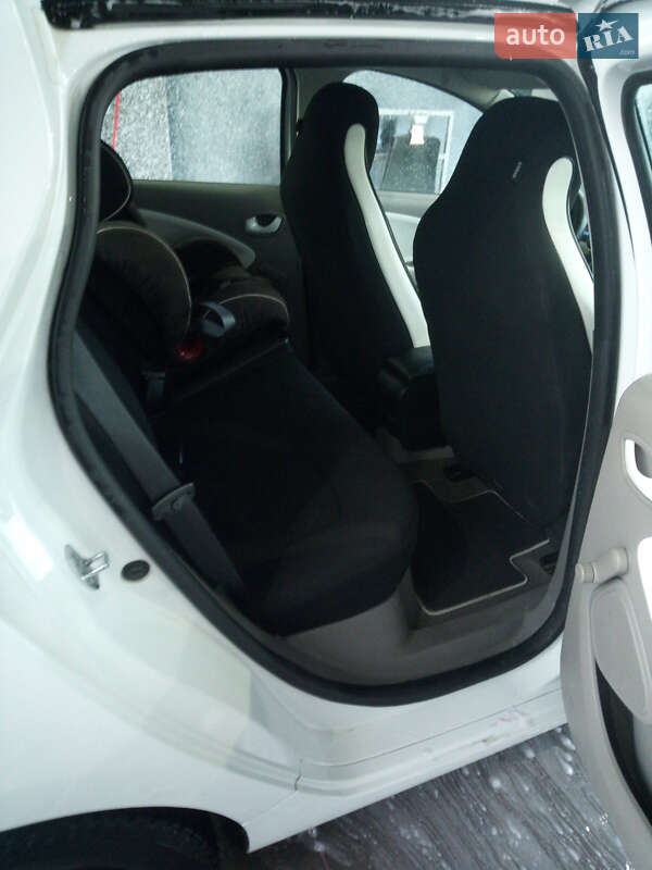 Хетчбек Renault Zoe 2019 в Львові фото 2 Хетчбек Renault Zoe 2019 в Львові