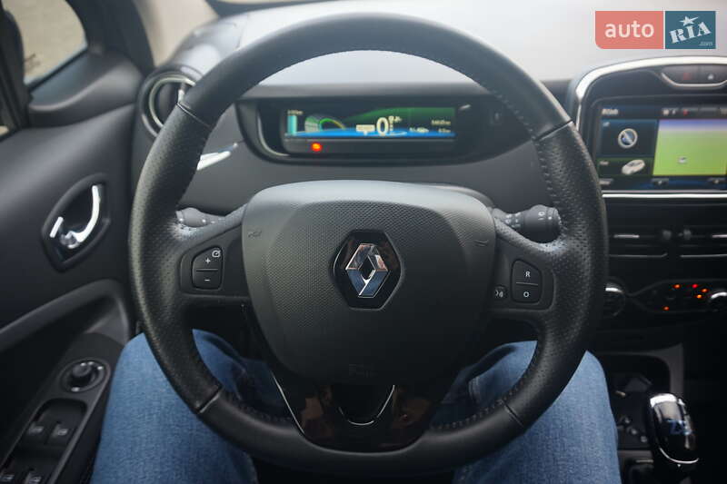 Хэтчбек Renault Zoe 2018 в Самборе фото 30 Хэтчбек Renault Zoe 2018 в Самборе