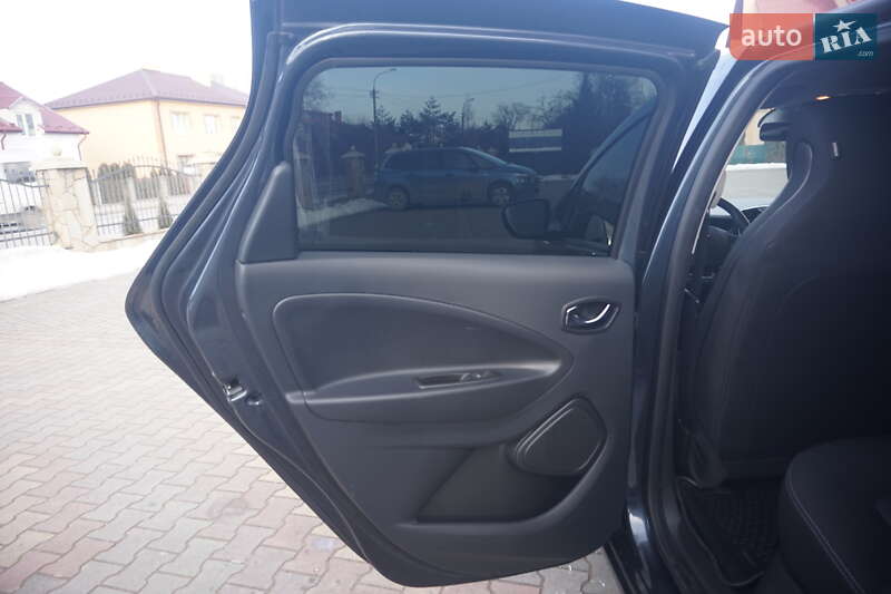 Хэтчбек Renault Zoe 2018 в Самборе фото 47 Хэтчбек Renault Zoe 2018 в Самборе