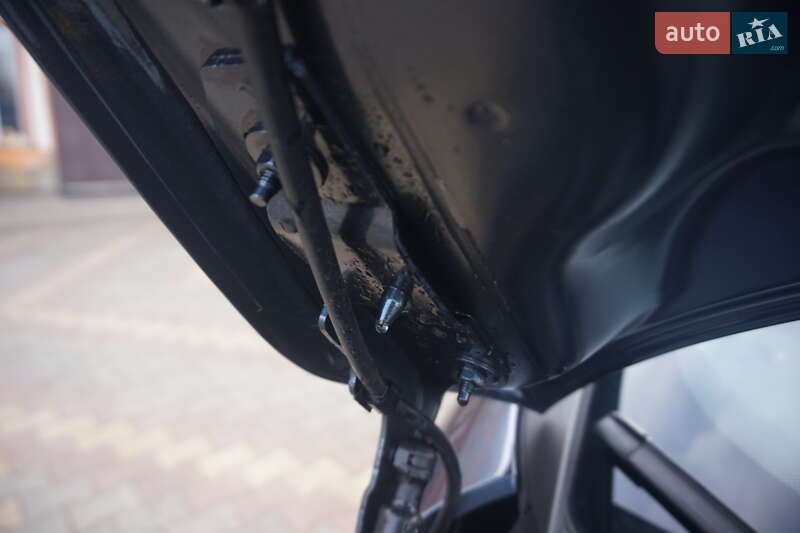 Хэтчбек Renault Zoe 2018 в Самборе фото 57 Хэтчбек Renault Zoe 2018 в Самборе