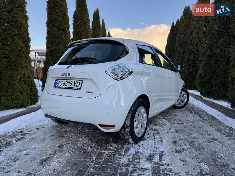 Хэтчбек Renault Zoe 2017 в Городке