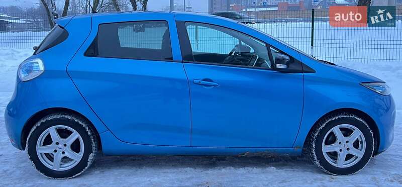 Хэтчбек Renault Zoe 2018 в Киеве