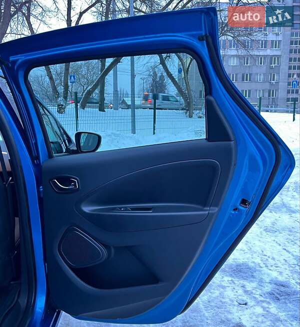 Хэтчбек Renault Zoe 2018 в Киеве
