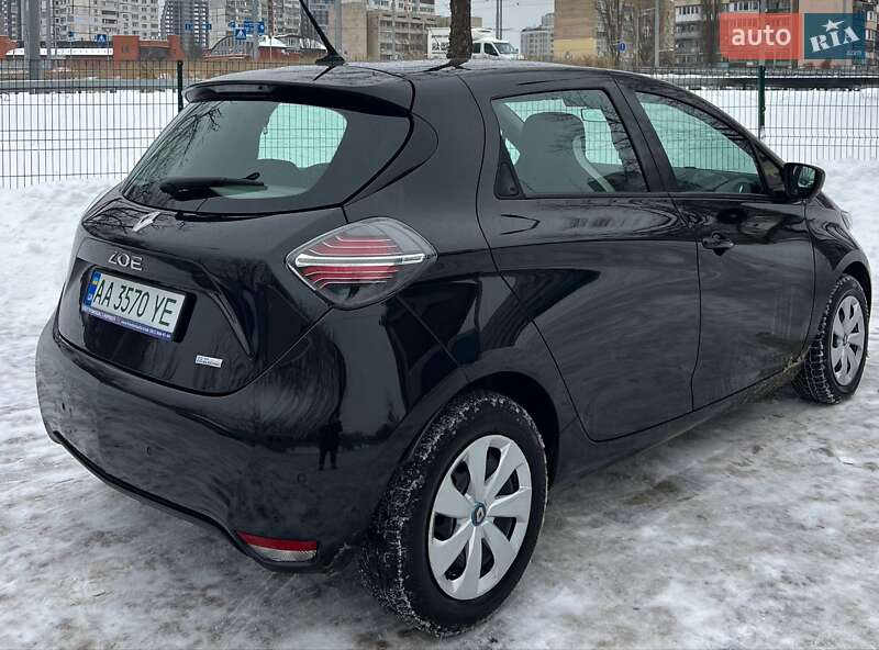 Хэтчбек Renault Zoe 2020 в Киеве