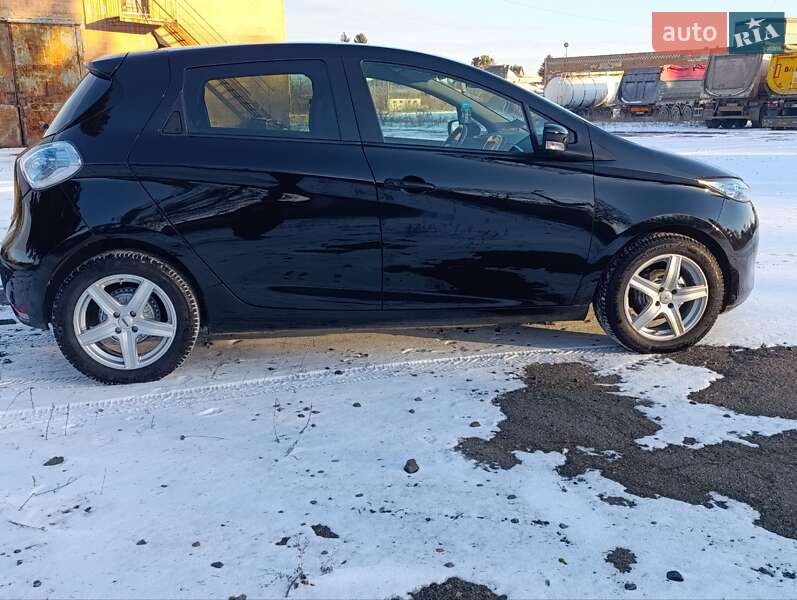 Хэтчбек Renault Zoe 2018 в Дубно
